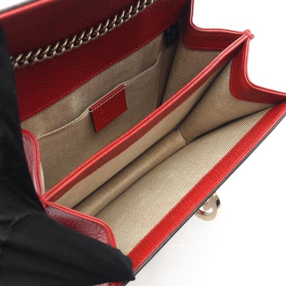 GUCCI Authentic Red Leather Shoulder Bag - Picture 3 of 9